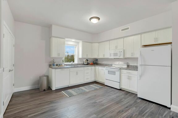 2 Bed Upper Kitchen