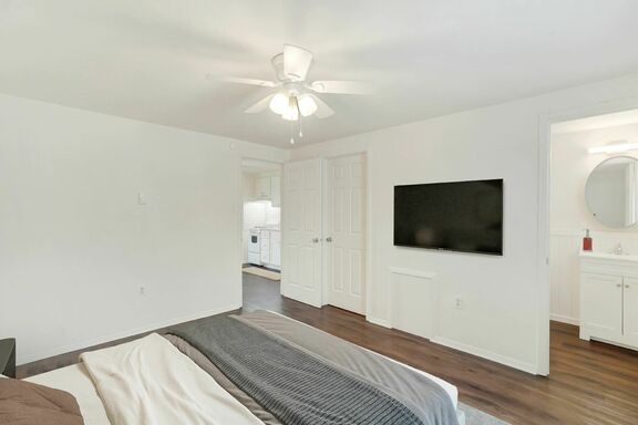 42 DSC00355 Bedroom Final