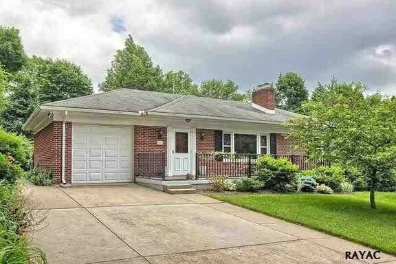 766 Clearmount Rd