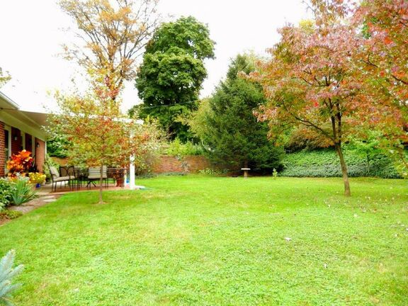 766 Clearmount Rd 6