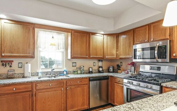 1114 Skyview kitchen