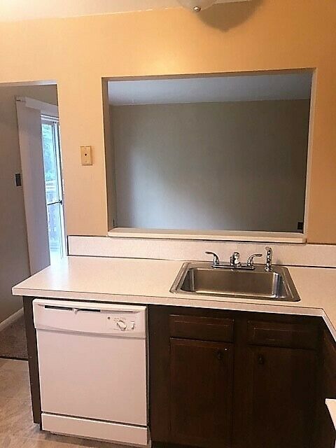 1br Kitchen