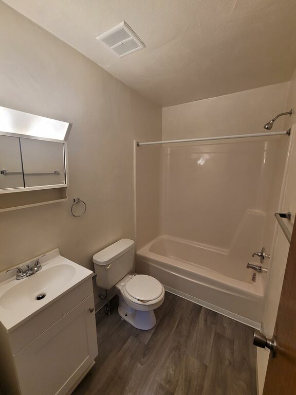 1br bath