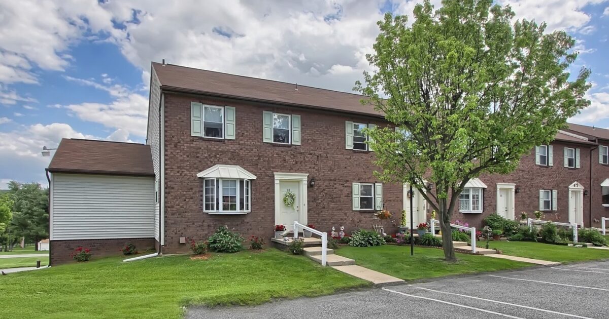 Apartments for Rent in York, PA Apartments at Waterford